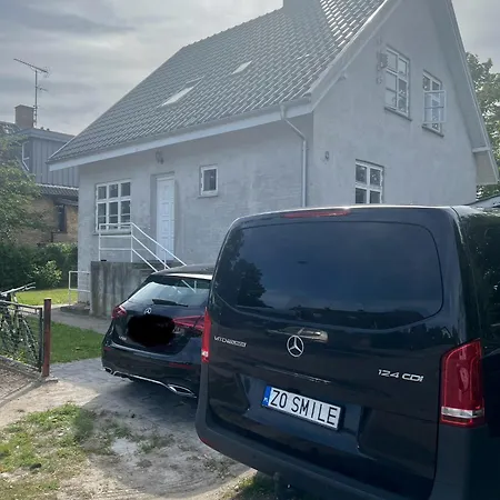 Casa De Rainer 6 ホームステイ *
